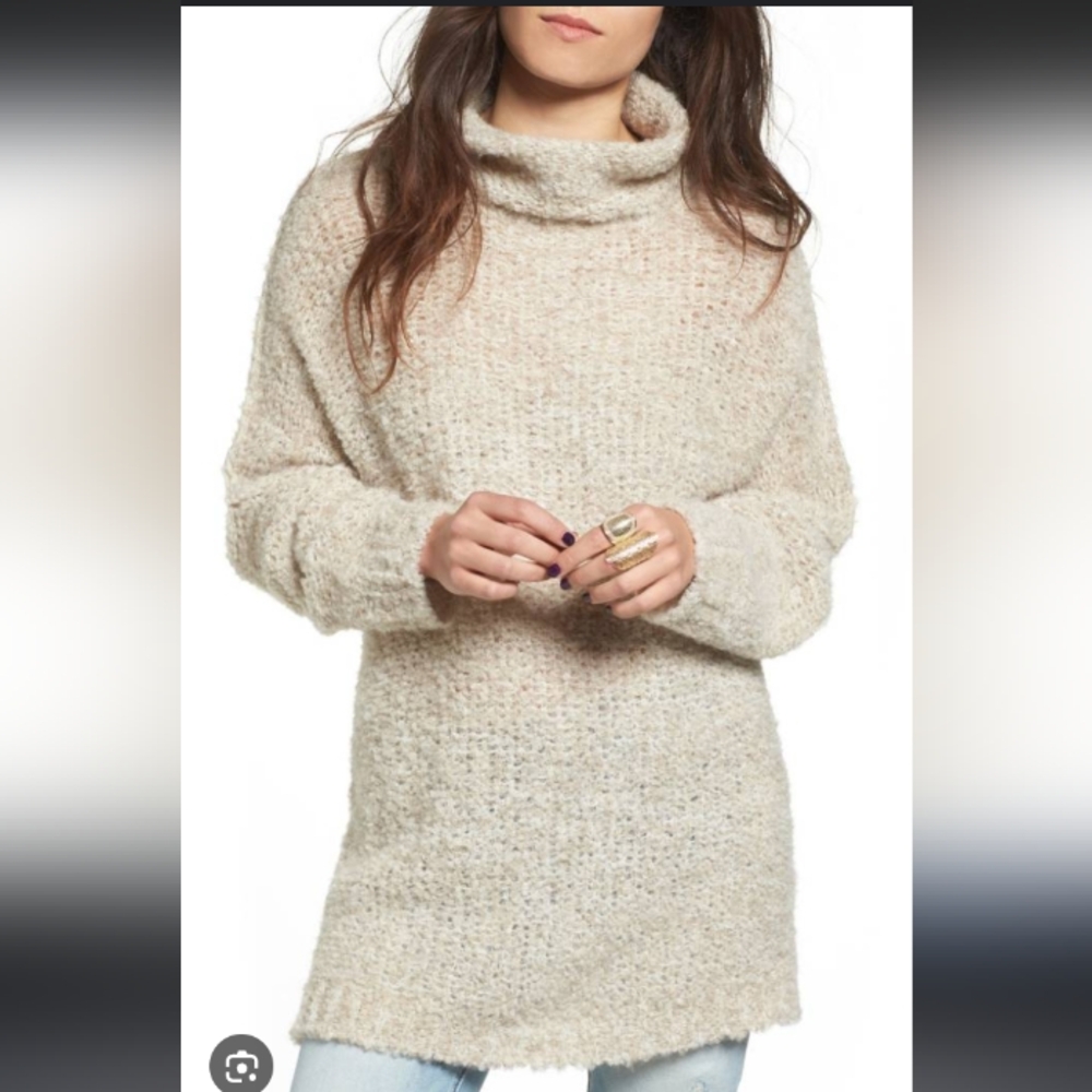 FreePeople  Cozy Alpaca Wool Cream  Sweater Or Dress .Over Sizes Pit To Pit 23".